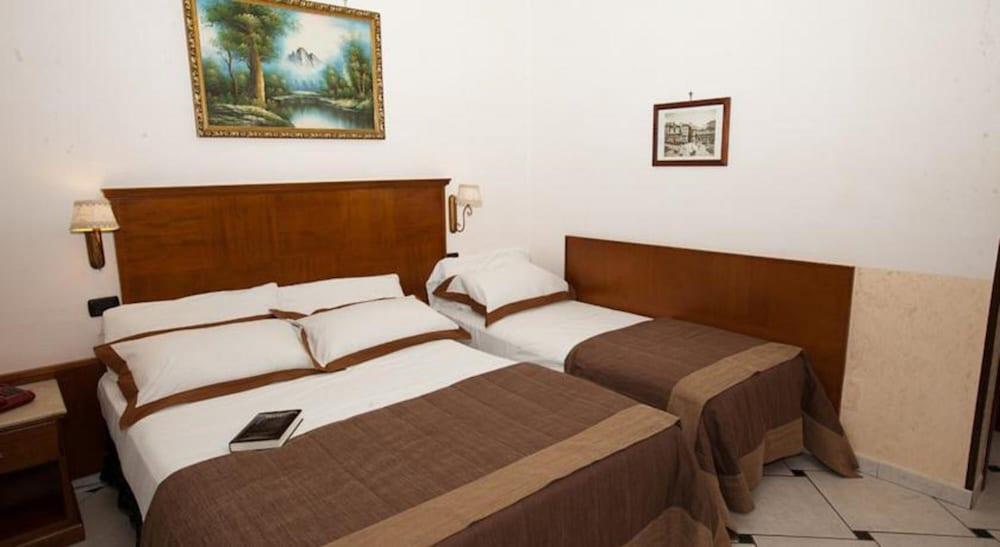 Garibaldi Suite Nápoles Exterior foto