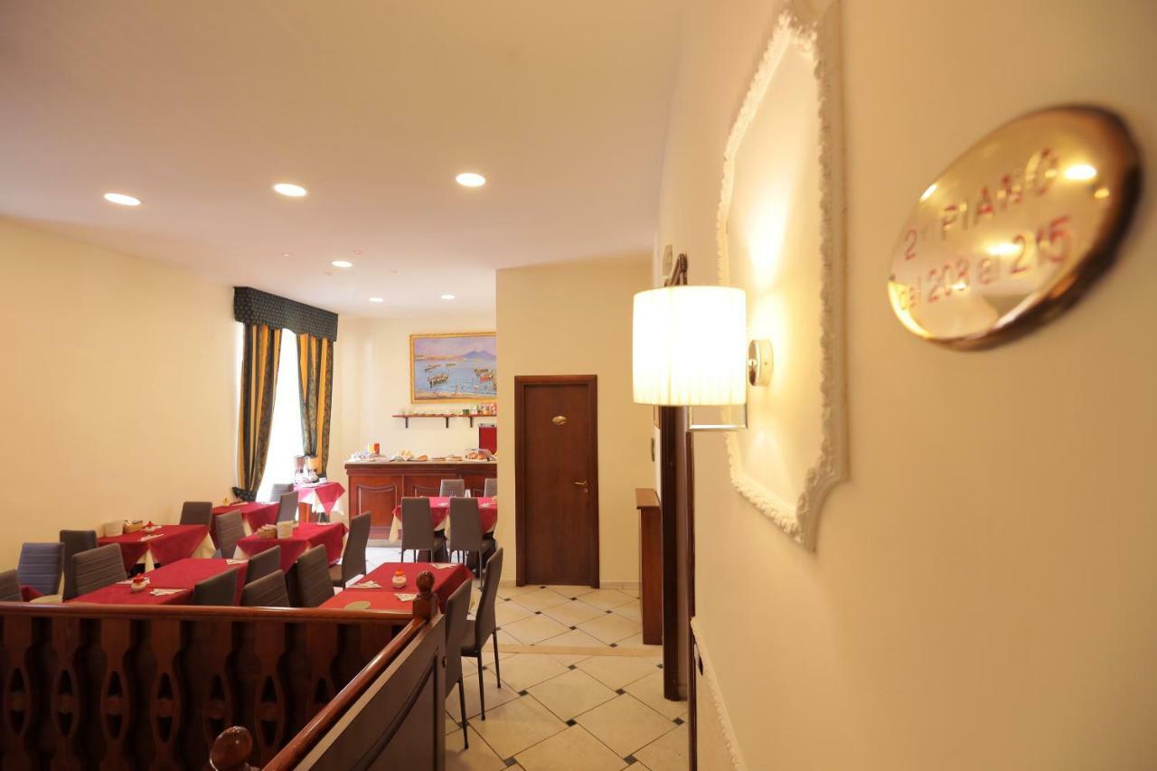 Garibaldi Suite Nápoles Exterior foto